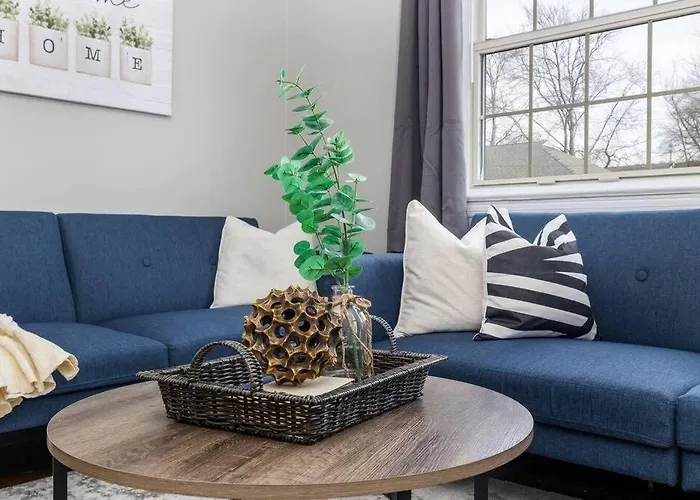Queen Bed Apt In West Hartford